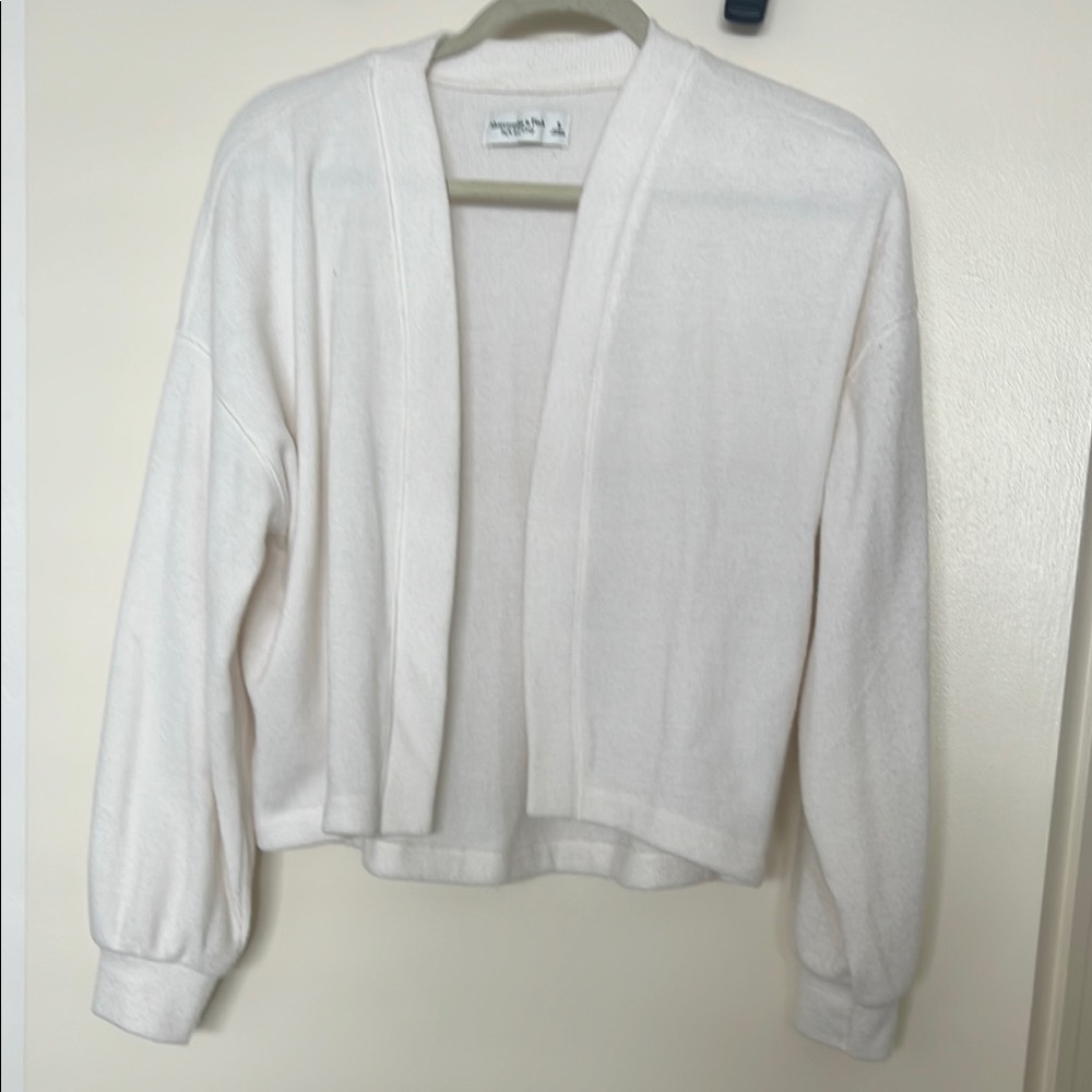 Abercrombie Cream Open Cardigan Sweater
